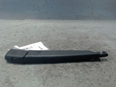 BRAS ESSUIE-GLACE ARRIERE NISSAN QHASQAI 2007-