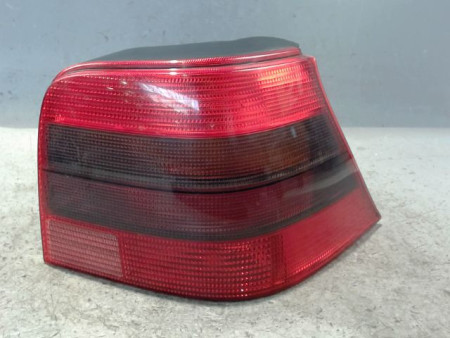 FEU ARRIERE DROIT VOLKSWAGEN GOLF IV 98-2004