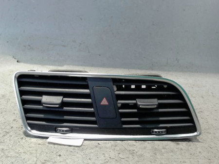 BOUTON DE WARNING AUDI Q3