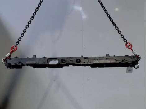 TRAVERSE SUPERIEURE ARMATURE AVANT RENAULT CAPTUR
