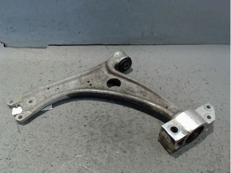 TRIANGLE INFERIEUR AVANT GAUCHE AUDI Q3