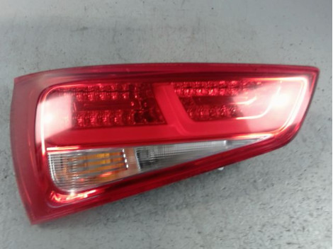 FEU ARRIERE GAUCHE  AUDI A1