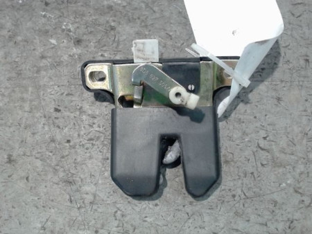 SERRURE COFFRE ARRIERE AUDI A4 95-99
