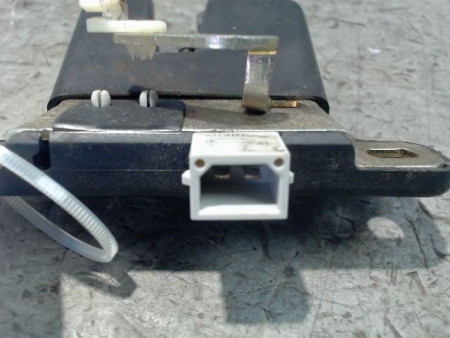 SERRURE COFFRE ARRIERE AUDI A4 95-99