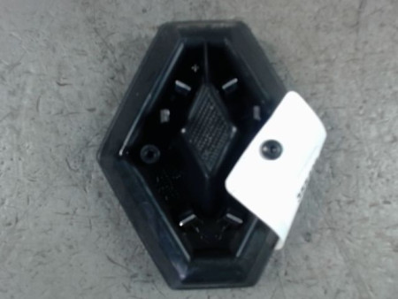 SIGLE CALANDRE RENAULT CLIO III 2005-