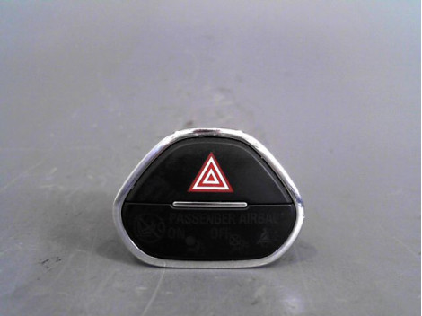 BOUTON DE WARNING OPEL CORSA 2000-8.2003