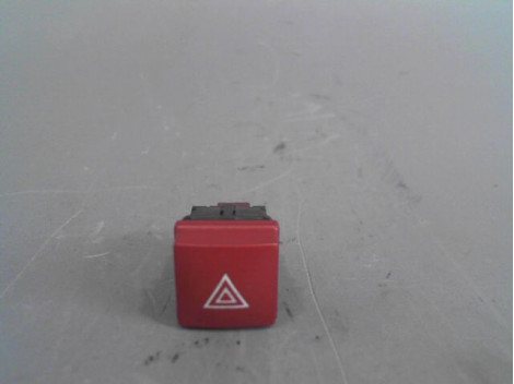 BOUTON DE WARNING PEUGEOT 206+ 2009-