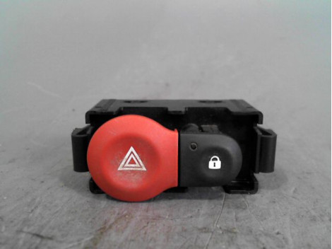 BOUTON DE WARNING RENAULT CLIO III 2010-