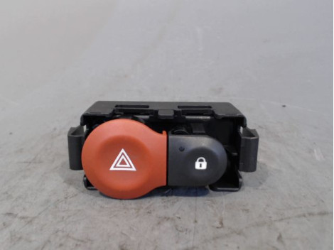 BOUTON DE WARNING RENAULT CLIO III 2010-