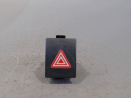 BOUTON DE WARNING VOLKSWAGEN POLO 2006