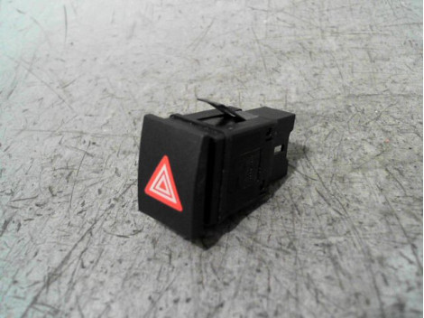 BOUTON DE WARNING VOLKSWAGEN POLO 2005-