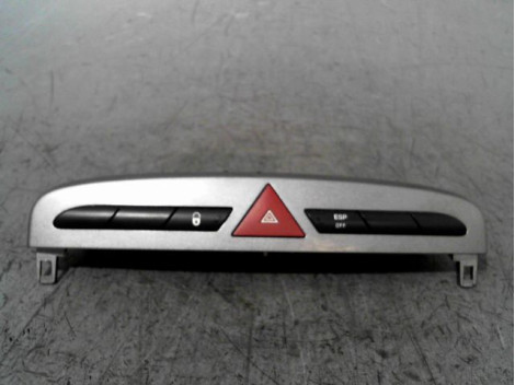 BOUTON DE WARNING PEUGEOT 308