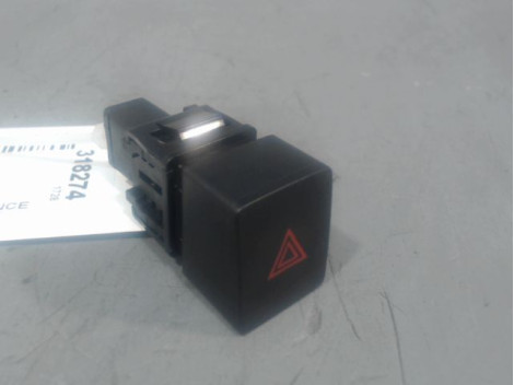 BOUTON DE WARNING NISSAN MICRA 2009-