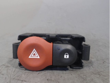 BOUTON DE WARNING RENAULT CLIO III 2009-