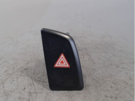 BOUTON DE WARNING AUDI Q5