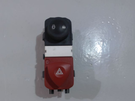 BOUTON DE WARNING RENAULT MEGANE 2007