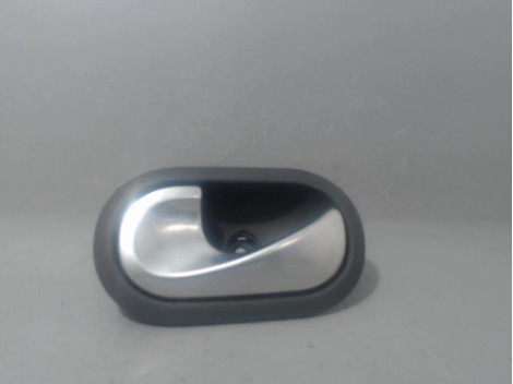 POIGNEE INTERIEURE PORTE AVANT DROIT RENAULT SCENIC II 2006-