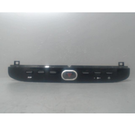 BOUTON DE WARNING FIAT GRANDE PUNTO 2005-