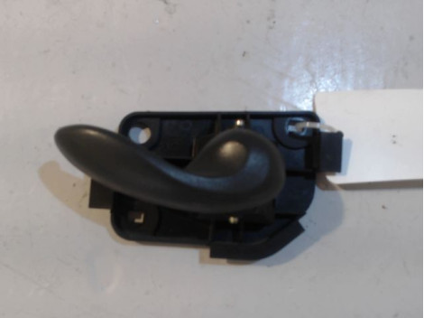 POIGNEE INTERIEURE PORTE AVANT DROIT FIAT PUNTO 99-2003