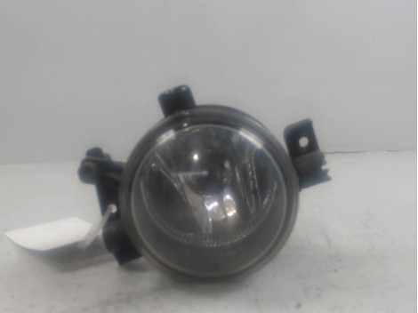 PHARE ANTIBROUILLARD AVANT GAUCHE FORD FOCUS 04-07