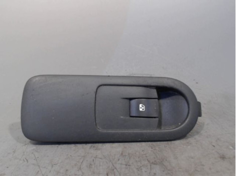 COMMANDE LEVE-GLACE PORTE AVD RENAULT SCENIC II PH1 02-06