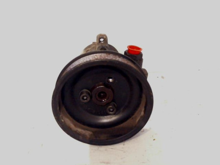 POMPE DIRECTION ASSISTEE VOLKSWAGEN POLO 1997