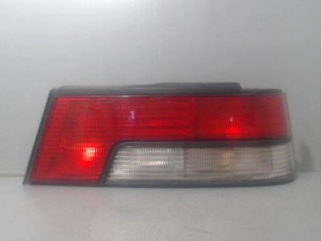 FEU ARRIERE GAUCHE  PEUGEOT 405 92-96