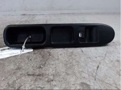 COMMANDE LEVE-GLACE PORTE AVD PEUGEOT 307 2001-2005