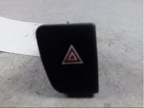 BOUTON DE WARNING PEUGEOT 5008 2009-