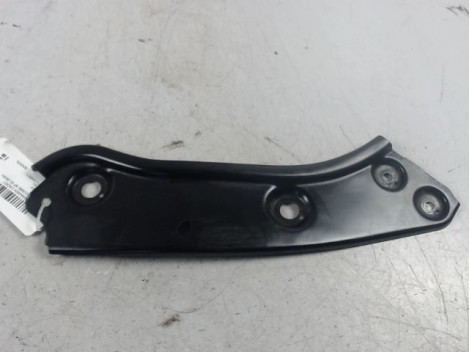 TOLE PORTE PHARE DROIT VOLKSWAGEN CADDY COMBI 2004-