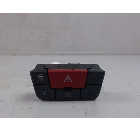 BOUTON DE WARNING FIAT PANDA 2003-