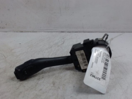 COMMANDE CLIGNOTANT SEAT TOLEDO 99-