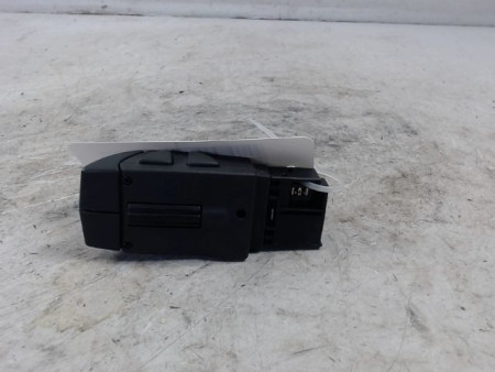 COMMANDE AUTORADIO RENAULT TWINGO 2 2010-