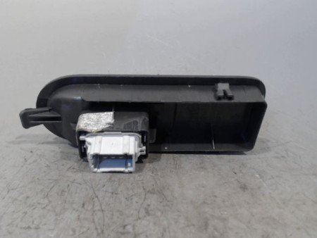 COMMANDE LEVE-GLACE PORTE AVD RENAULT SCENIC II PH1 02-06