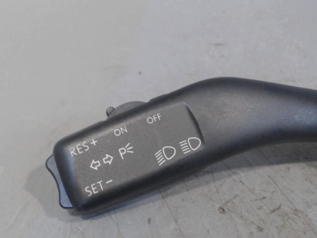 COMMANDE CLIGNOTANT SEAT LEON 2005-