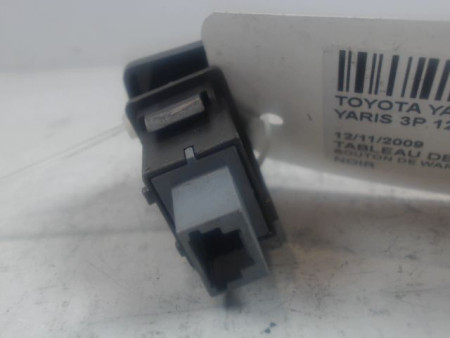 BOUTON DE WARNING TOYOTA YARIS 2005-