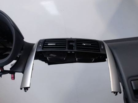 PLANCHE DE BORD  TOYOTA AURIS 2010-