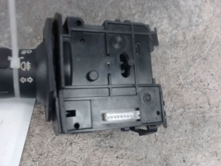 COMMANDE CLIGNOTANT RENAULT SCENIC II PH1 02-06