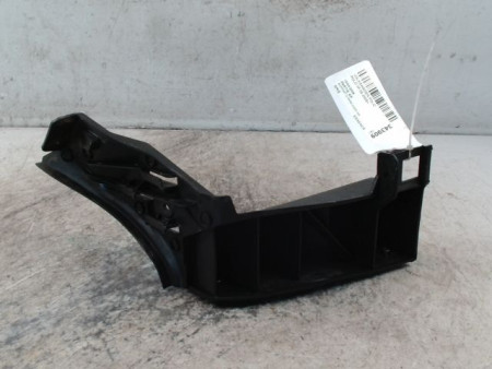 SUPPORT DROIT PARE-CHOC ARRIERE  VOLKSWAGEN POLO 2005-