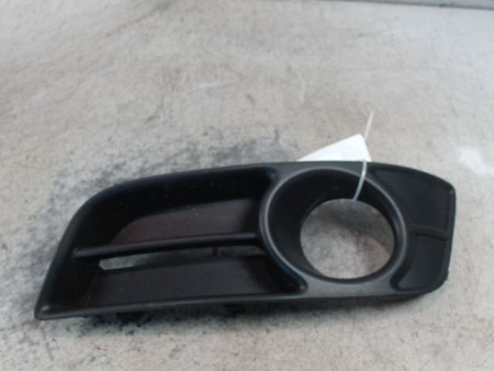 OBTURATEUR PHARE ADDITIONNEL GAUCHE PARE-CHOC AVANT TOYOTA COROLLA 2004-