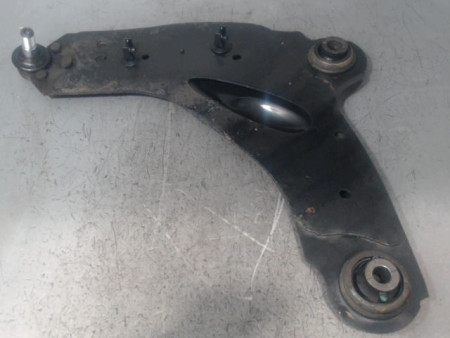 TRIANGLE INFERIEUR AVANT GAUCHE RENAULT TRAFIC COMBI L1H1 1000KG 2001-