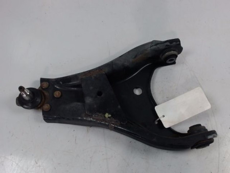 TRIANGLE INFERIEUR AVANT GAUCHE DACIA DUSTER 2010-