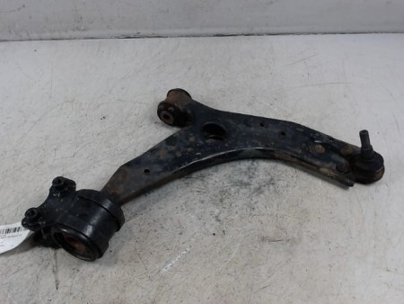 TRIANGLE INFERIEUR AVANT DROIT FORD FOCUS C-MAX 03-07