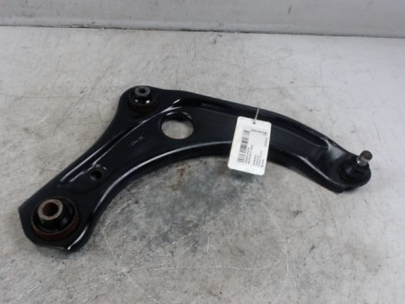 TRIANGLE INFERIEUR AVANT DROIT NISSAN MICRA 2009-