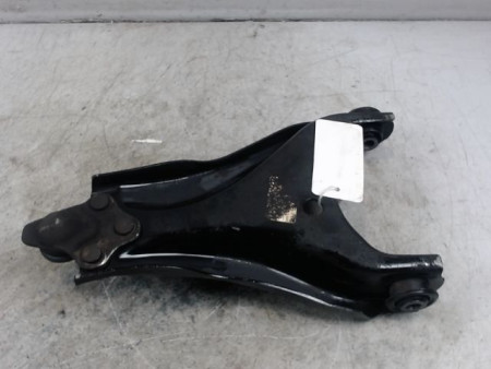 TRIANGLE INFERIEUR AVANT GAUCHE DACIA DUSTER 2010-