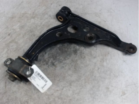 TRIANGLE INFERIEUR AVANT DROIT FIAT DUCATO CC -002