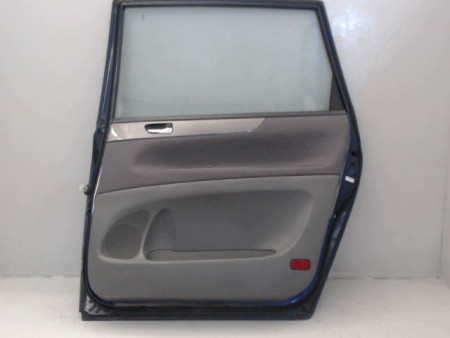 PORTE ARRIERE DROIT TOYOTA AVENSIS VERSO 01-03