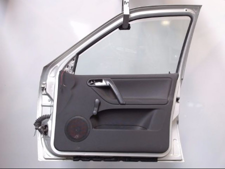 PORTE AVANT DROIT VOLKSWAGEN POLO 99-2001