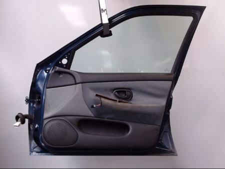 PORTE AVANT DROIT PEUGEOT 406 99-04