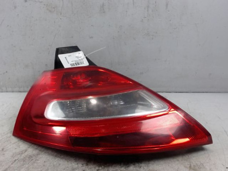 FEU ARRIERE GAUCHE  RENAULT MEGANE II PH2 2006-